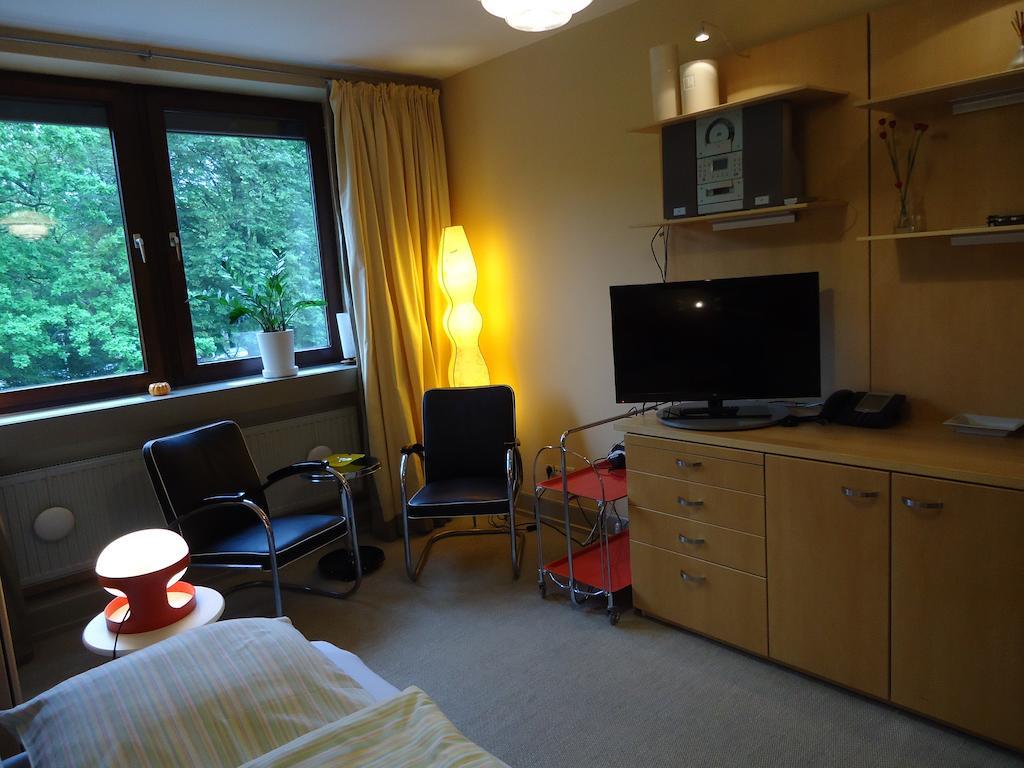 Air Boardinghouse Tulip Stockum, Zu Fuss - 3 Minuten Zur Messe Dusseldorf Room photo
